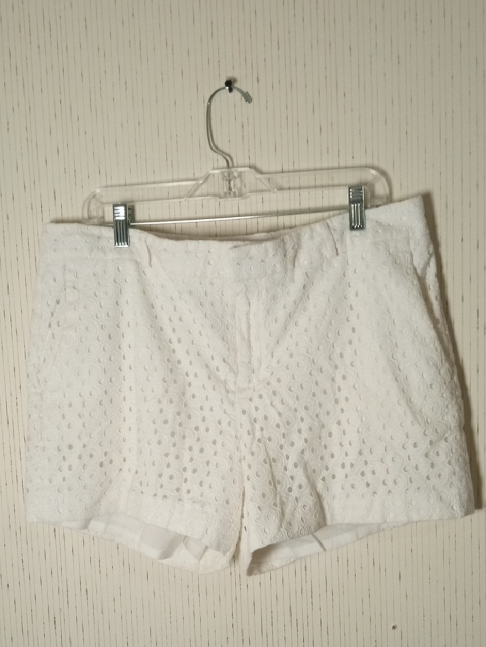Banana Republic White Eyelet High-Waist Shorts Tennis, Golf, Country Club, Party